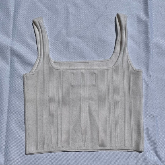 Sweater Knit Calvin Klein Tank 🍒 - Picture 4 of 4